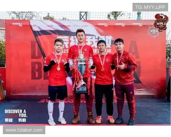 中国足球超级联赛新赛季激战正酣 多支劲旅纷纷亮相角逐冠军荣耀 中国足球超级联赛新赛季激战正酣 多支劲旅纷纷亮相角逐冠军荣耀